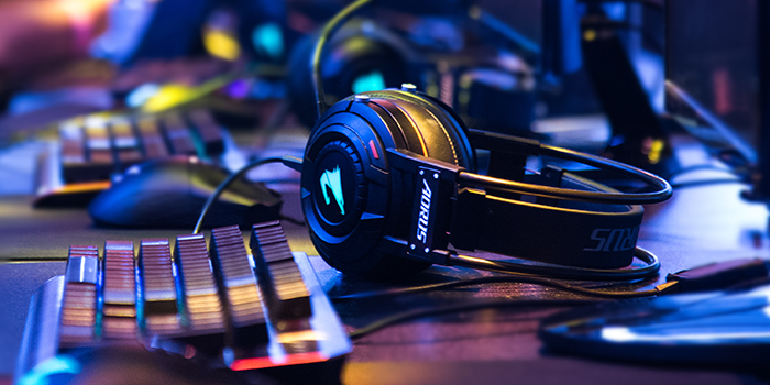 Aorus H5 Slychawki Pic2