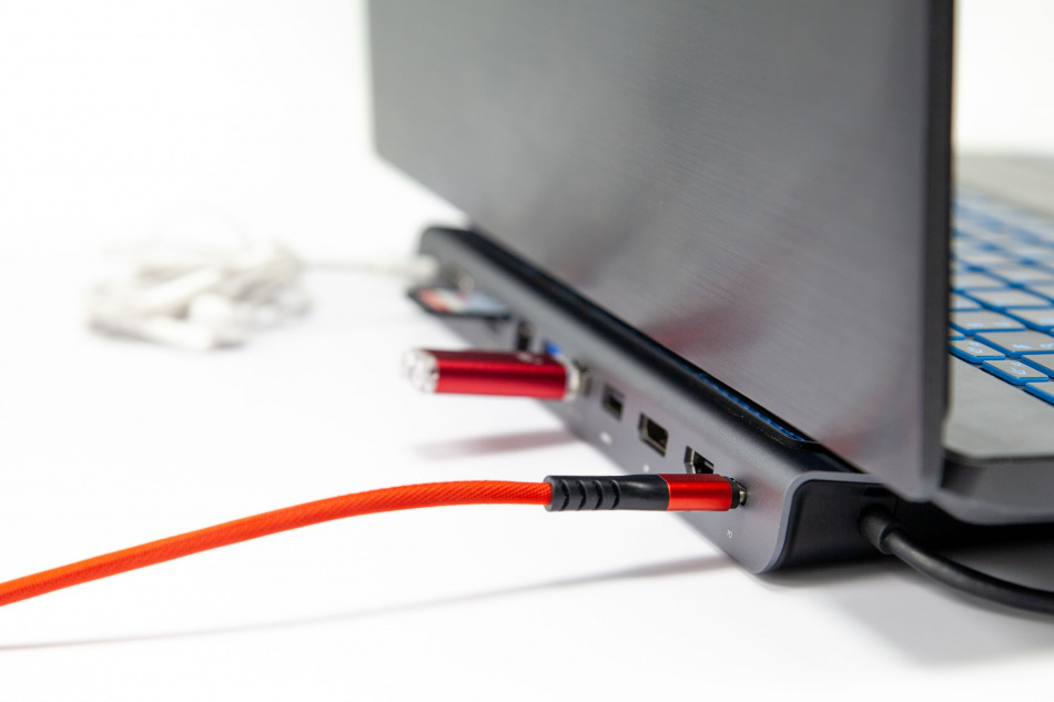 95b00a8ebfdb2fe9d5b86dc1f51377ce