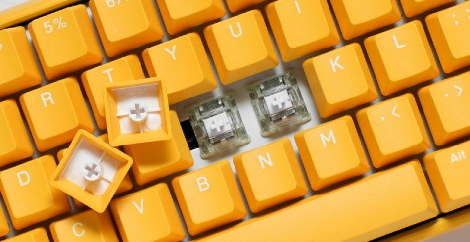 Ducky One 3 Yellow Mini Mx Clear Rgb
