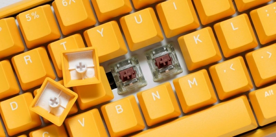 Ducky One 3 Yellow Sf Mx Brown Rgb