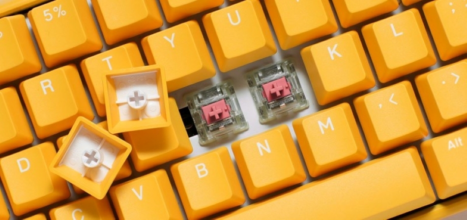 Ducky One 3 Yellow Sf Mx Silent Red Rgb