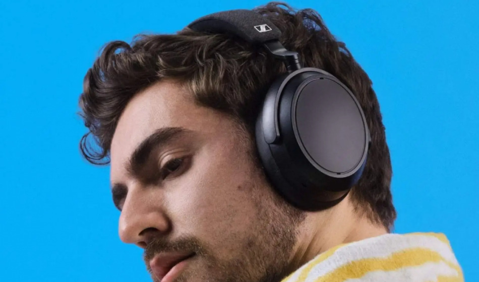 Momentum 4 Wireless Black