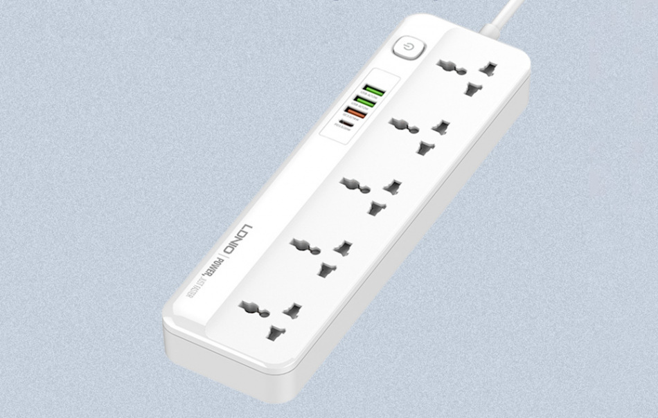 Listwa Zasilajaca Z 5 Gniazdami Ac 3x Usb Usb C Ldnio Sc5415 1