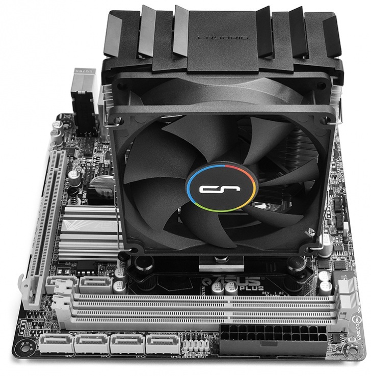 12 White Cryorig Background M9 4288